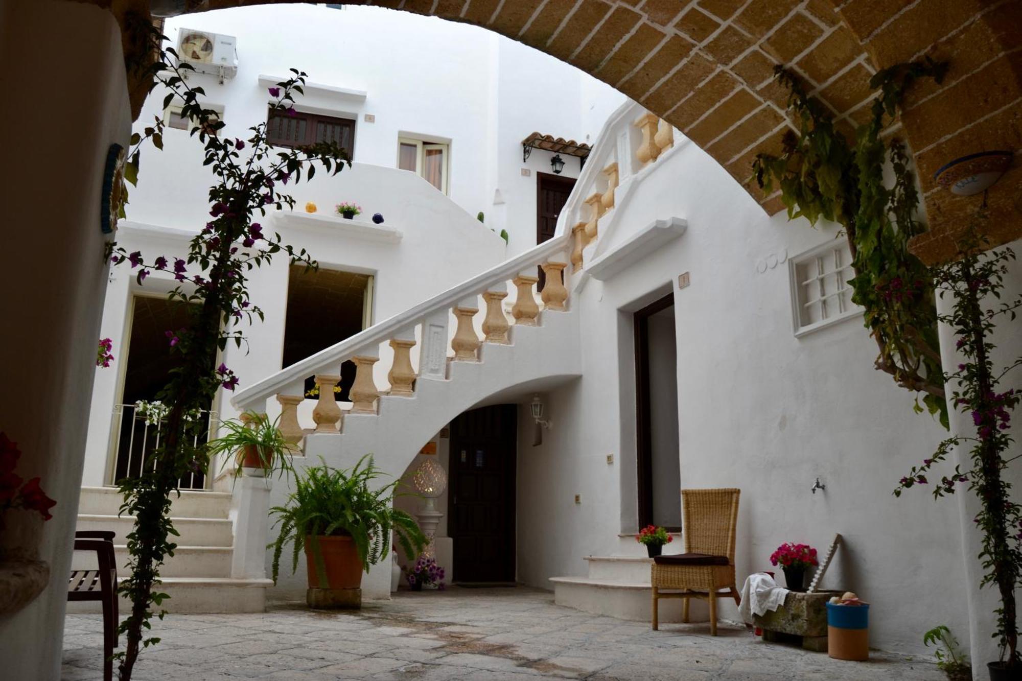 Kallistos Suites & Apartments Gallipoli Eksteriør bilde