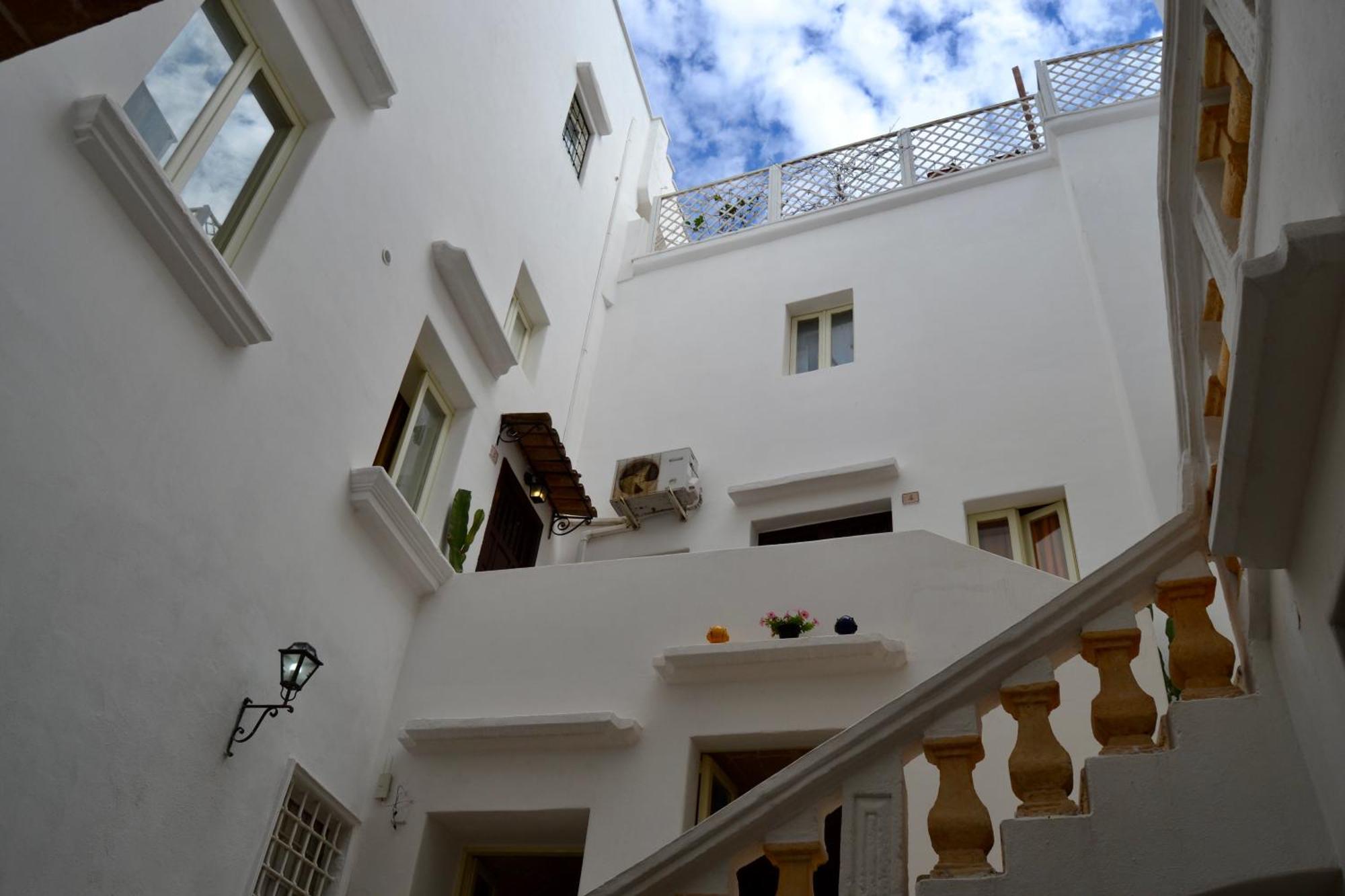 Kallistos Suites & Apartments Gallipoli Eksteriør bilde