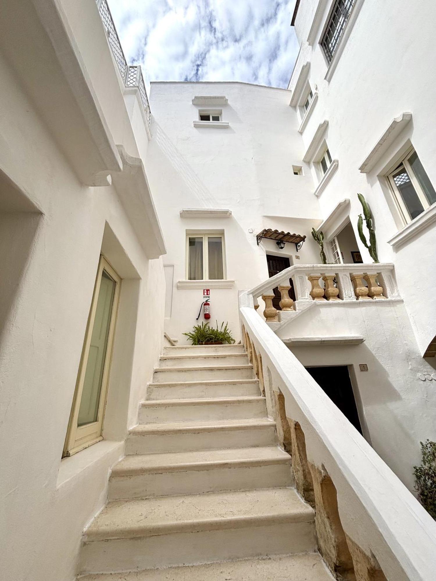 Kallistos Suites & Apartments Gallipoli Eksteriør bilde